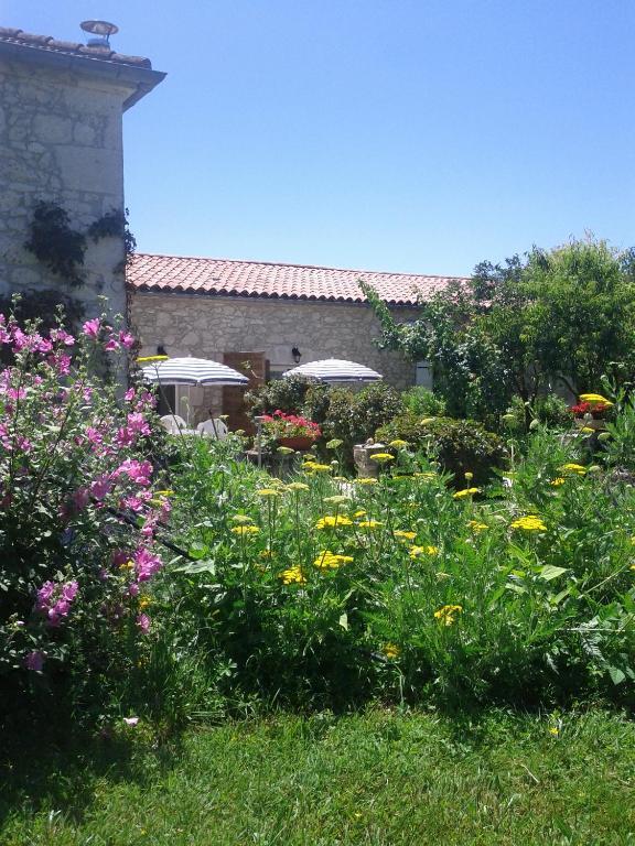 Castelnau-sur-lʼAuvignon Chambres D'Hotes Domaine De La Rose Des Vents الغرفة الصورة